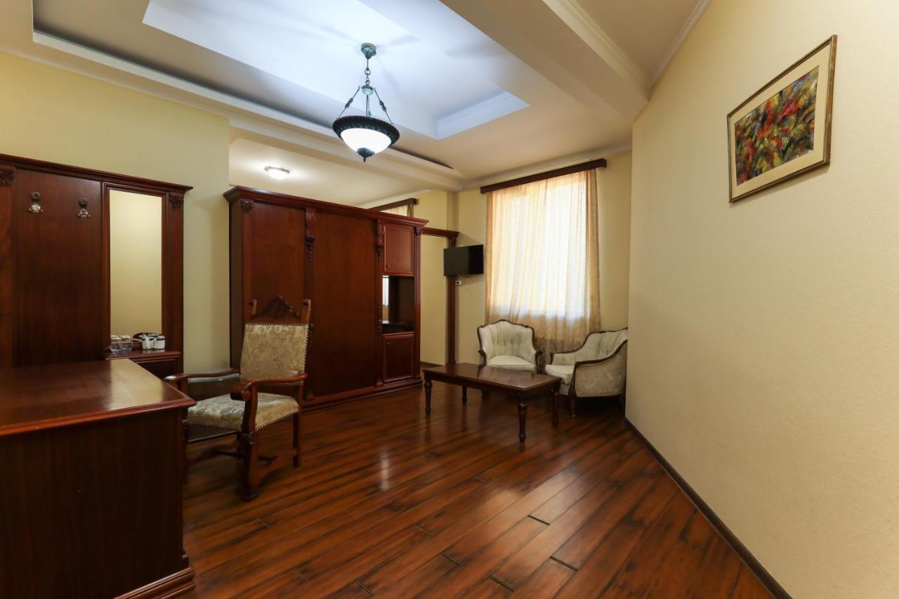 Aeetes Palace كوتايسي المظهر الخارجي الصورة